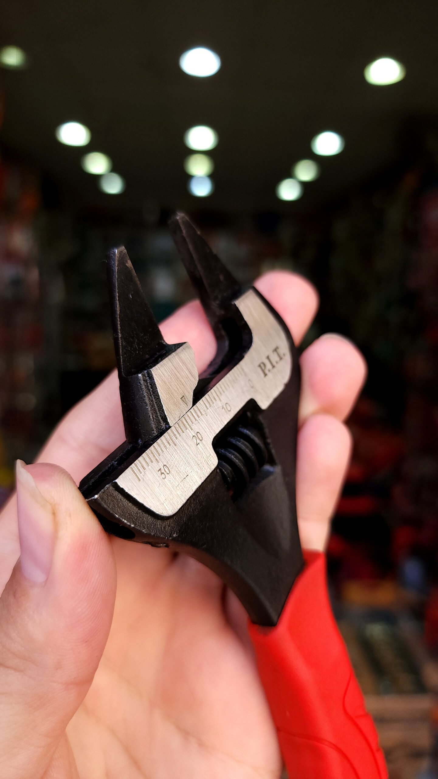 مفتاح فرنساوي 6 ” فك رفيع من PIT