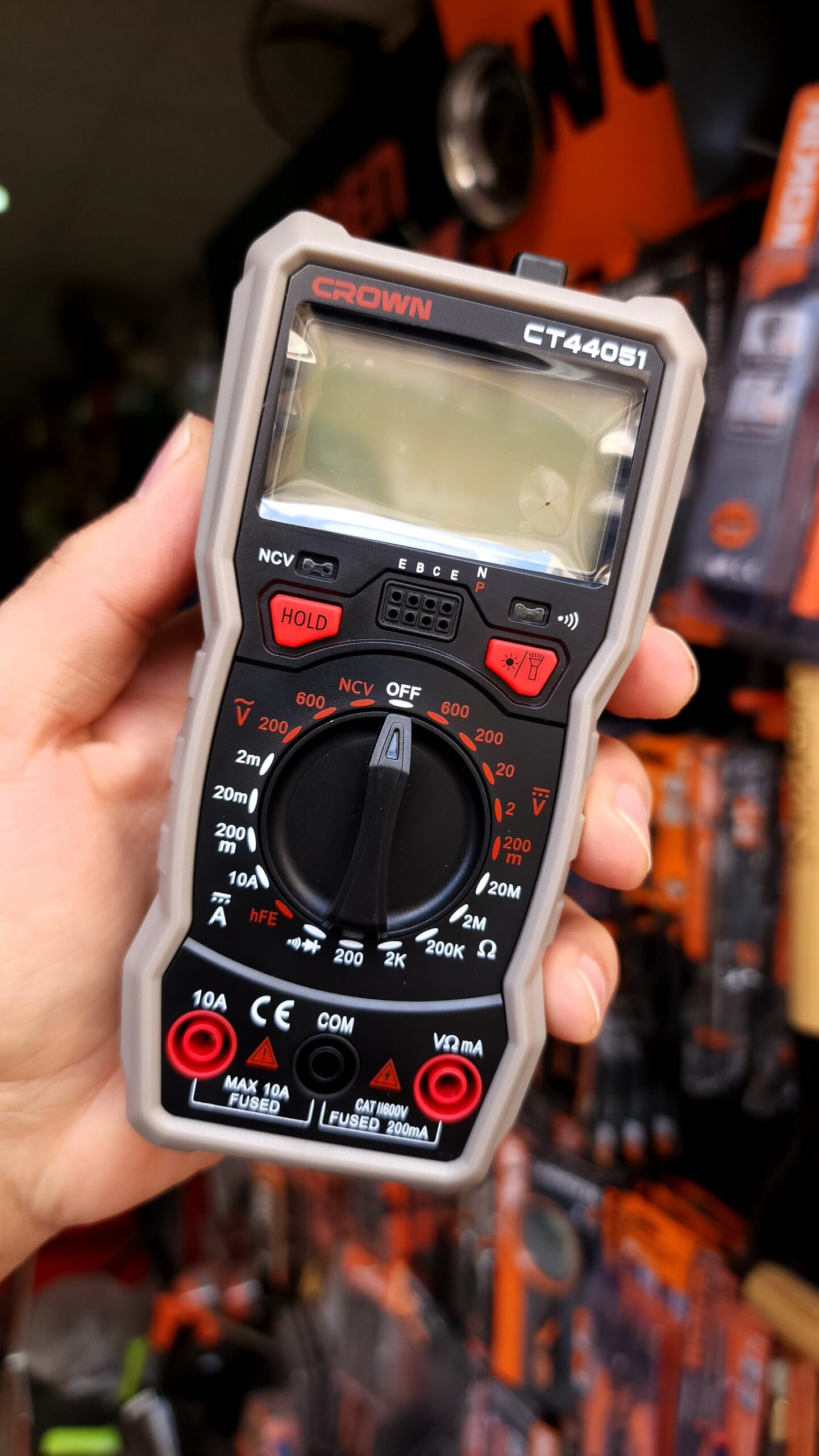 مالتي ميتر بشاشة ديجيتال وكشف تيار من CROWN 600 فولت - 10 امبير بجراب - الصورة 2