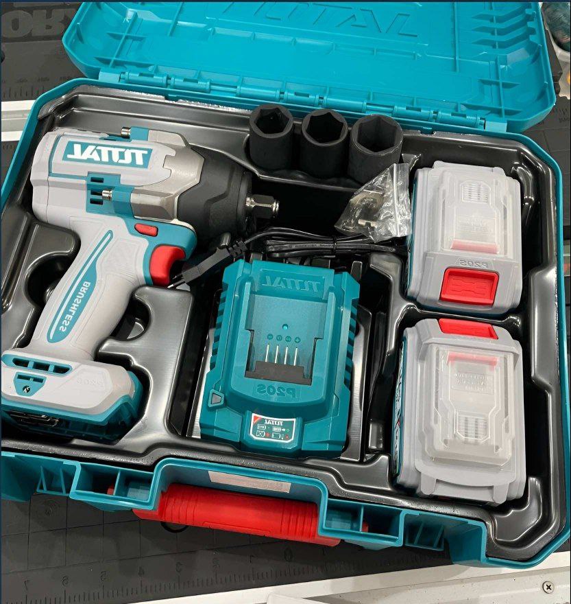 دريل حل وربط 850 نيوتن 20 فولت 2 بطارية + شاحن + لقم + شنطة من TOTAL - الصورة 2